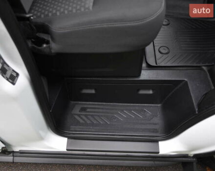 Білий Форд Транзит, об'ємом двигуна 2 л та пробігом 230 тис. км за 22500 $, фото 44 на Automoto.ua