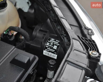 Білий Форд Транзит, об'ємом двигуна 2 л та пробігом 230 тис. км за 22500 $, фото 118 на Automoto.ua