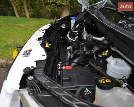 Білий Форд Транзит, об'ємом двигуна 2 л та пробігом 230 тис. км за 22500 $, фото 114 на Automoto.ua