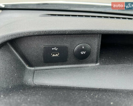Білий Форд Транзит, об'ємом двигуна 2 л та пробігом 252 тис. км за 17555 $, фото 14 на Automoto.ua