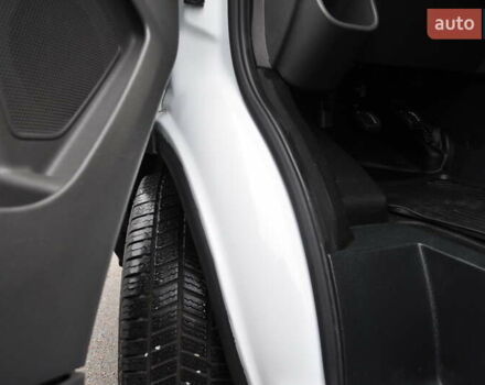 Білий Форд Транзит, об'ємом двигуна 2 л та пробігом 230 тис. км за 22500 $, фото 66 на Automoto.ua