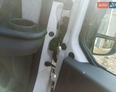 Білий Форд Транзит, об'ємом двигуна 2 л та пробігом 267 тис. км за 17700 $, фото 22 на Automoto.ua