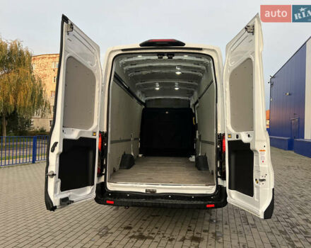 Белый Форд Транзит, объемом двигателя 2 л и пробегом 206 тыс. км за 18800 $, фото 33 на Automoto.ua