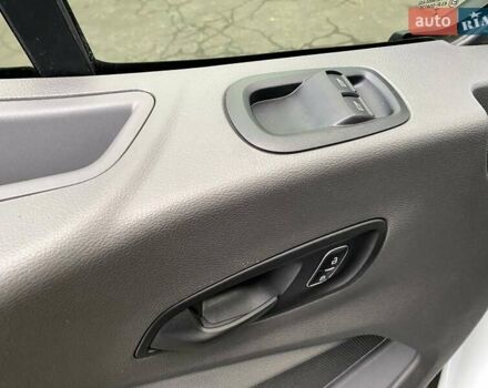 Білий Форд Транзит, об'ємом двигуна 2.2 л та пробігом 19 тис. км за 34500 $, фото 14 на Automoto.ua