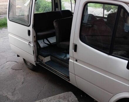 Белый Форд Транзит, объемом двигателя 2 л и пробегом 160 тыс. км за 3300 $, фото 1 на Automoto.ua