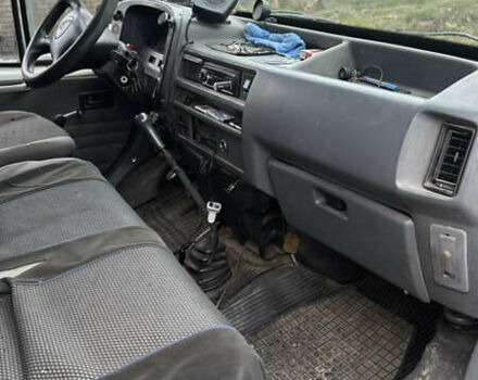 Белый Форд Транзит, объемом двигателя 2.5 л и пробегом 500 тыс. км за 2000 $, фото 8 на Automoto.ua