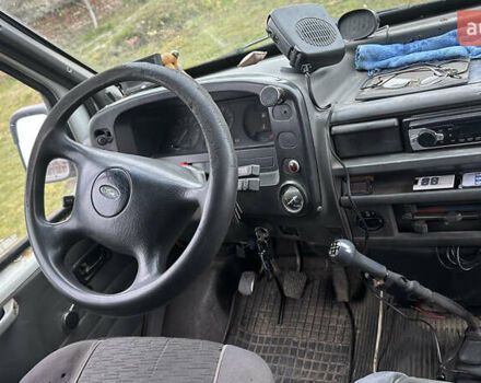 Белый Форд Транзит, объемом двигателя 2.5 л и пробегом 500 тыс. км за 2000 $, фото 12 на Automoto.ua