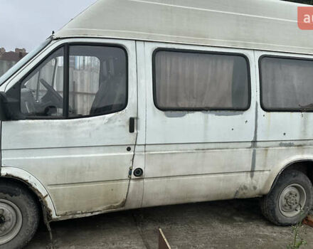 Белый Форд Транзит, объемом двигателя 2.5 л и пробегом 500 тыс. км за 2000 $, фото 2 на Automoto.ua