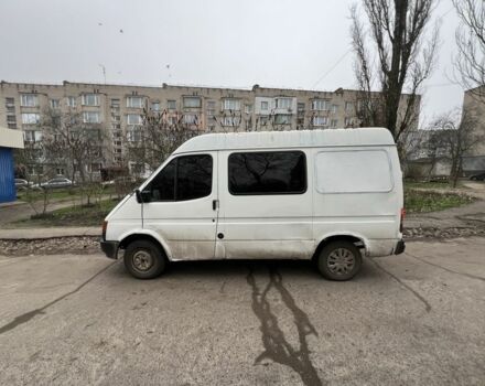 Белый Форд Транзит, объемом двигателя 2 л и пробегом 400 тыс. км за 1100 $, фото 1 на Automoto.ua
