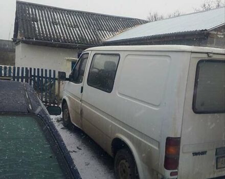 Білий Форд Транзит, об'ємом двигуна 2.5 л та пробігом 260 тис. км за 2099 $, фото 3 на Automoto.ua