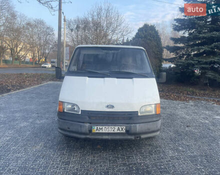 Білий Форд Транзит, об'ємом двигуна 2.5 л та пробігом 300 тис. км за 1350 $, фото 7 на Automoto.ua
