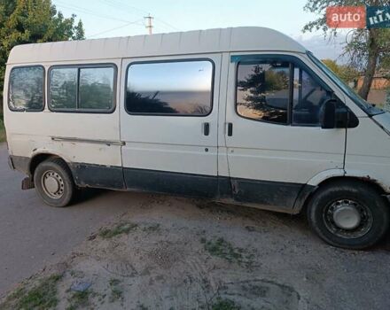 Белый Форд Транзит, объемом двигателя 2.5 л и пробегом 500 тыс. км за 3500 $, фото 3 на Automoto.ua