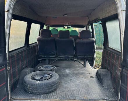 Білий Форд Транзит, об'ємом двигуна 2.5 л та пробігом 100 тис. км за 1750 $, фото 16 на Automoto.ua