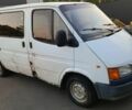 Белый Форд Транзит, объемом двигателя 2.5 л и пробегом 500 тыс. км за 773 $, фото 1 на Automoto.ua