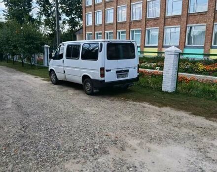 Белый Форд Транзит, объемом двигателя 2.5 л и пробегом 350 тыс. км за 2800 $, фото 1 на Automoto.ua