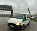 Белый Форд Транзит, объемом двигателя 2.5 л и пробегом 300 тыс. км за 1950 $, фото 1 на Automoto.ua