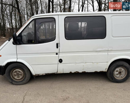 Белый Форд Транзит, объемом двигателя 2.5 л и пробегом 400 тыс. км за 2500 $, фото 1 на Automoto.ua