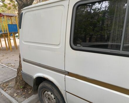Белый Форд Транзит, объемом двигателя 2.5 л и пробегом 381 тыс. км за 2000 $, фото 2 на Automoto.ua