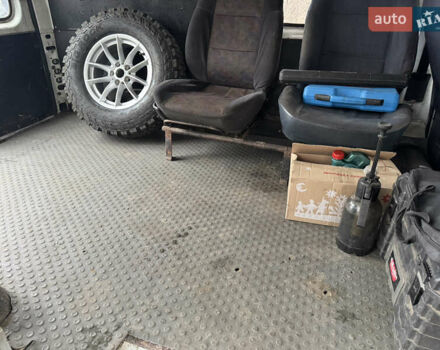 Белый Форд Транзит, объемом двигателя 2.5 л и пробегом 400 тыс. км за 2500 $, фото 6 на Automoto.ua