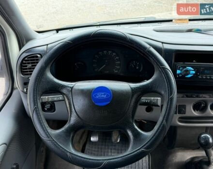 Білий Форд Транзит, об'ємом двигуна 2.5 л та пробігом 200 тис. км за 1950 $, фото 7 на Automoto.ua