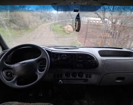 Белый Форд Транзит, объемом двигателя 2.5 л и пробегом 85 тыс. км за 2600 $, фото 5 на Automoto.ua