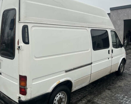 Белый Форд Транзит, объемом двигателя 2.5 л и пробегом 373 тыс. км за 4000 $, фото 6 на Automoto.ua