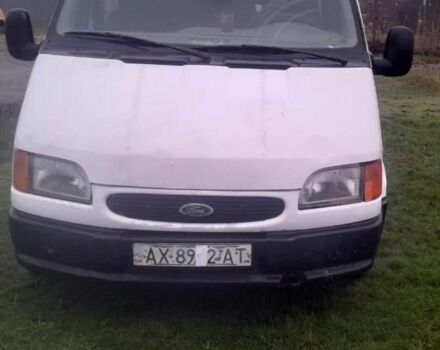 Белый Форд Транзит, объемом двигателя 2.5 л и пробегом 1000 тыс. км за 3200 $, фото 1 на Automoto.ua