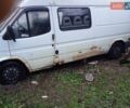 Белый Форд Транзит, объемом двигателя 2.5 л и пробегом 400 тыс. км за 1500 $, фото 1 на Automoto.ua