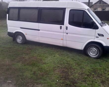 Белый Форд Транзит, объемом двигателя 2.5 л и пробегом 1000 тыс. км за 3200 $, фото 3 на Automoto.ua