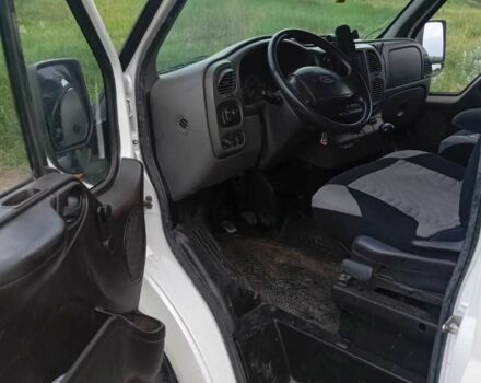 Білий Форд Транзит, об'ємом двигуна 2 л та пробігом 340 тис. км за 5699 $, фото 5 на Automoto.ua