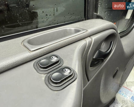 Белый Форд Транзит, объемом двигателя 2 л и пробегом 344 тыс. км за 7000 $, фото 12 на Automoto.ua