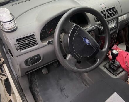 Белый Форд Транзит, объемом двигателя 1.8 л и пробегом 196 тыс. км за 2760 $, фото 1 на Automoto.ua