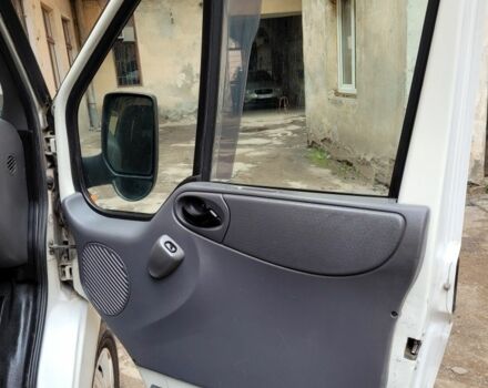 Белый Форд Транзит, объемом двигателя 2 л и пробегом 270 тыс. км за 4650 $, фото 11 на Automoto.ua