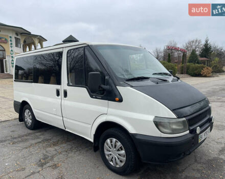 Белый Форд Транзит, объемом двигателя 2 л и пробегом 335 тыс. км за 5100 $, фото 2 на Automoto.ua