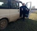 Белый Форд Транзит, объемом двигателя 2 л и пробегом 375 тыс. км за 2000 $, фото 1 на Automoto.ua