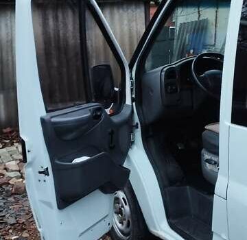 Белый Форд Транзит, объемом двигателя 2 л и пробегом 329 тыс. км за 5200 $, фото 4 на Automoto.ua