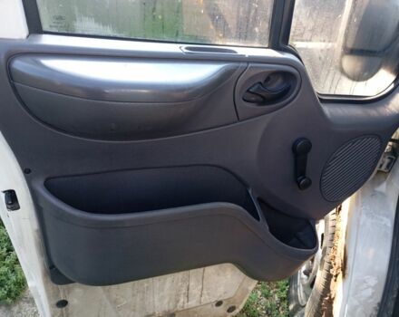 Белый Форд Транзит, объемом двигателя 0 л и пробегом 261 тыс. км за 1000 $, фото 6 на Automoto.ua