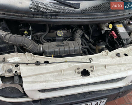 Белый Форд Транзит, объемом двигателя 2 л и пробегом 300 тыс. км за 2350 $, фото 14 на Automoto.ua