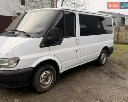 Белый Форд Транзит, объемом двигателя 2 л и пробегом 235 тыс. км за 4599 $, фото 3 на Automoto.ua