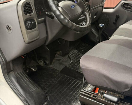 Белый Форд Транзит, объемом двигателя 2 л и пробегом 235 тыс. км за 4599 $, фото 12 на Automoto.ua