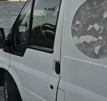 Білий Форд Транзит, об'ємом двигуна 2.4 л та пробігом 40 тис. км за 4800 $, фото 4 на Automoto.ua