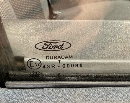 Белый Форд Транзит, объемом двигателя 2 л и пробегом 235 тыс. км за 4599 $, фото 38 на Automoto.ua