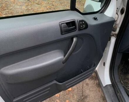 Білий Форд Транзит, об'ємом двигуна 1.75 л та пробігом 276 тис. км за 5000 $, фото 5 на Automoto.ua