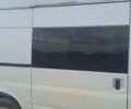 Білий Форд Транзит, об'ємом двигуна 2.4 л та пробігом 400 тис. км за 6500 $, фото 2 на Automoto.ua