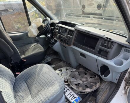 Форд Транзит 2007 в Каменское - Днепродзержинск на Automoto.ua Белый Форд Транзит, объемом двигателя 2.2 л и пробегом 320 тыс. км за 1000 $, фото 9 на Automoto.ua