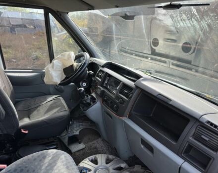 Форд Транзит 2007 в Каменское - Днепродзержинск на Automoto.ua Белый Форд Транзит, объемом двигателя 2.2 л и пробегом 320 тыс. км за 1000 $, фото 10 на Automoto.ua