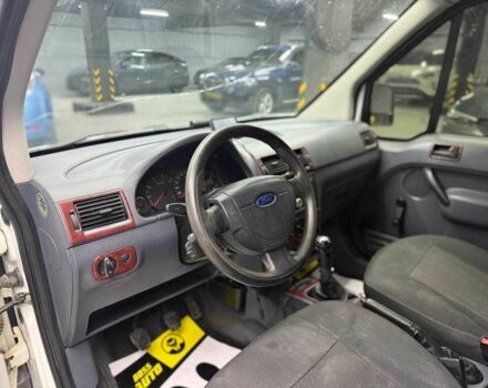 Форд Транзит 2007 у Чернівцях на Automoto.ua Білий Форд Транзит, об'ємом двигуна 1.8 л та пробігом 267 тис. км за 5000 $, фото 17 на Automoto.ua