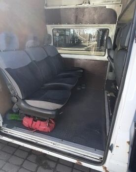 Белый Форд Транзит, объемом двигателя 2.2 л и пробегом 282 тыс. км за 6000 $, фото 13 на Automoto.ua