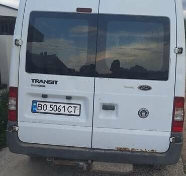 Білий Форд Транзит, об'ємом двигуна 2.4 л та пробігом 400 тис. км за 6500 $, фото 1 на Automoto.ua