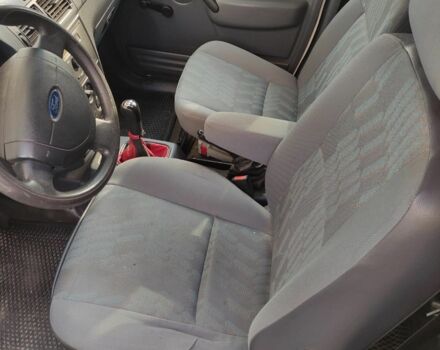 Белый Форд Транзит, объемом двигателя 1.8 л и пробегом 270 тыс. км за 4500 $, фото 11 на Automoto.ua